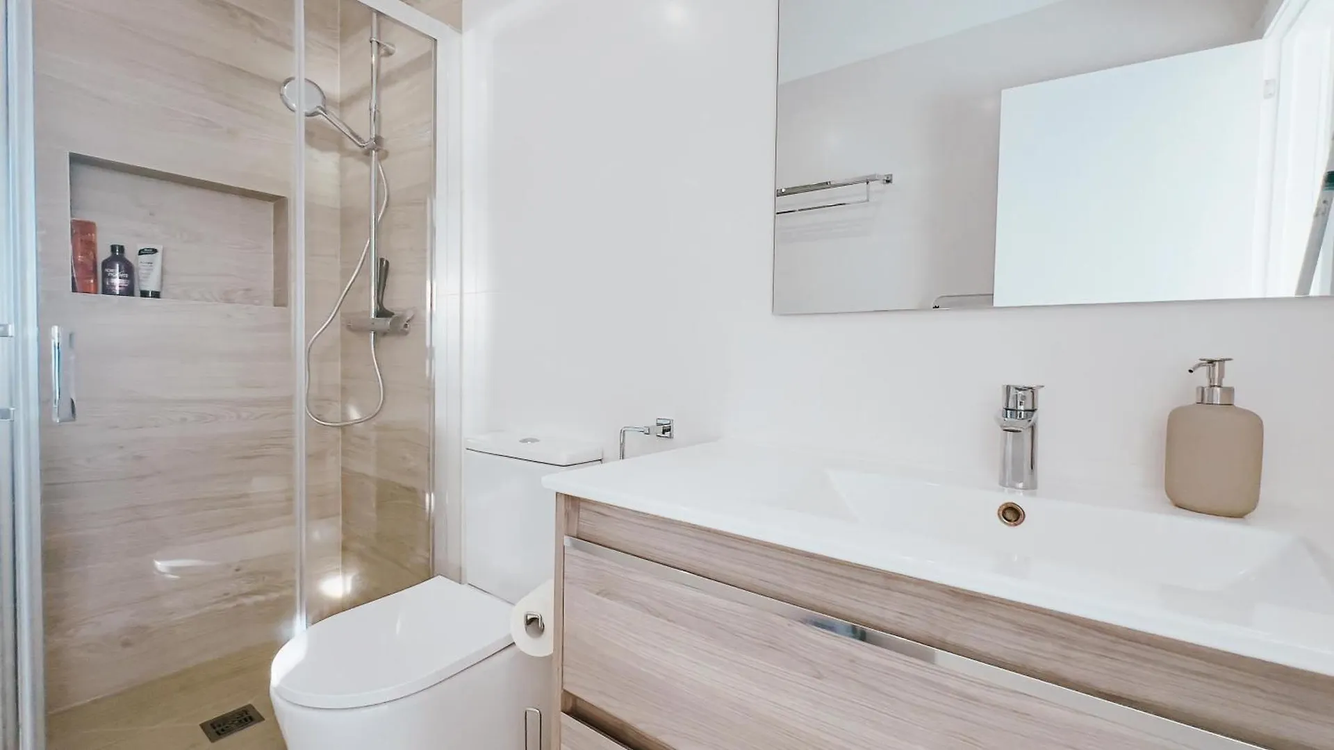Apartment Atico Vibora Beach Marbella Spain